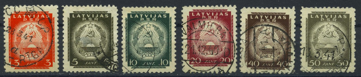 1940. Латвия. Серия "Гербы", 6/13, (•) [LV244‑256] 1