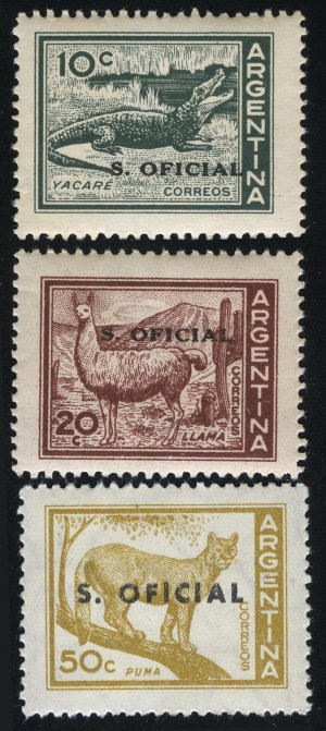 1959-61. Аргентина. Официальные марки. Крокодил, лама, пума. Надпечатка "S. OFICIAL"