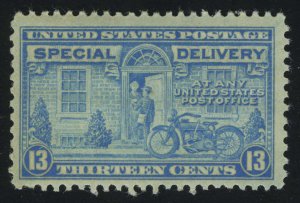 1944. США. Спецдоставка. Почтальон и мотоцикл. 13C